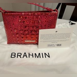 BRAHMIN Lorelei red dragon Melbourne leather (see photos). bag never been used